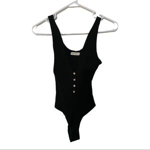 Makers of dreams bodysuit front snap buttons ribbed black size Small.